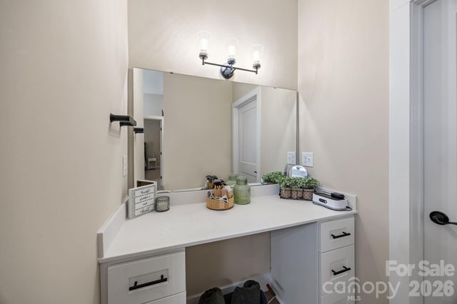 124 Falls Leaf Drive, Troutman, NC 28166