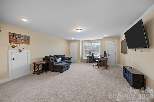 124 Falls Leaf Drive, Troutman, NC 28166