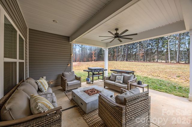 124 Falls Leaf Drive, Troutman, NC 28166
