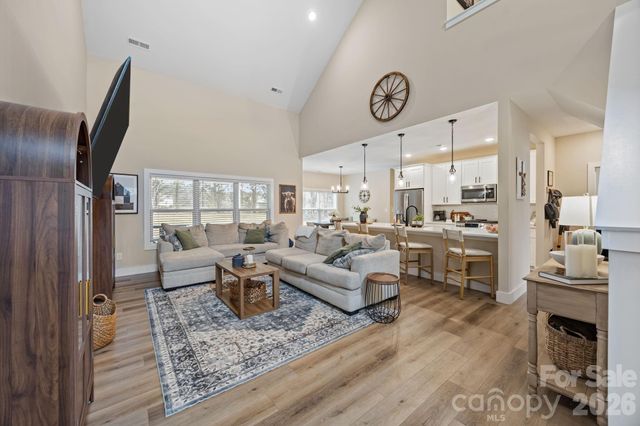 124 Falls Leaf Drive, Troutman, NC 28166