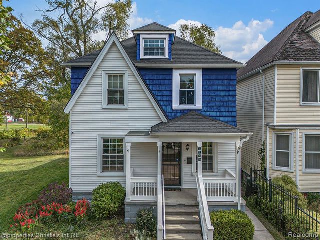 2144 Fischer Street, Detroit, MI 48214