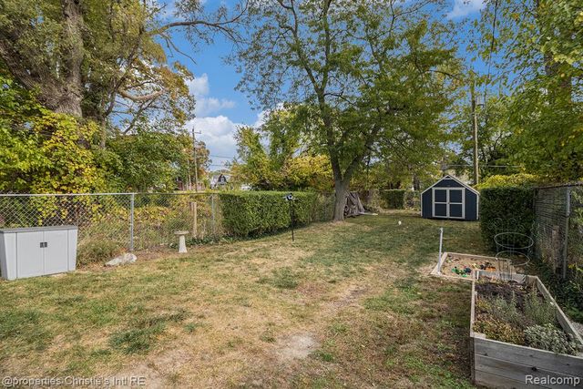 2144 Fischer Street, Detroit, MI 48214