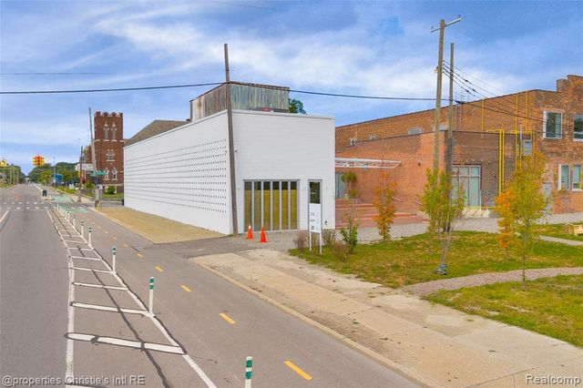 2144 Fischer Street, Detroit, MI 48214