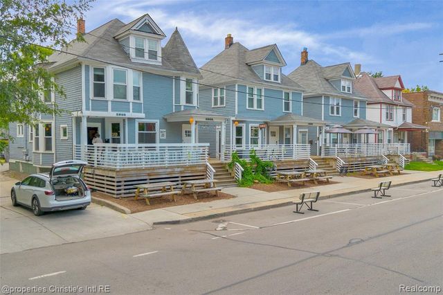 2144 Fischer Street, Detroit, MI 48214