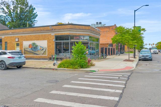 2144 Fischer Street, Detroit, MI 48214