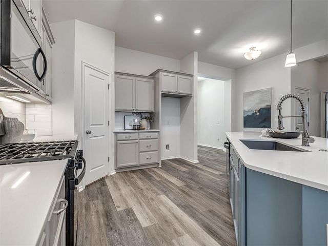 18640 Vivo Drive, Edmond, OK 73012