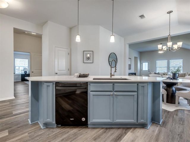 18640 Vivo Drive, Edmond, OK 73012