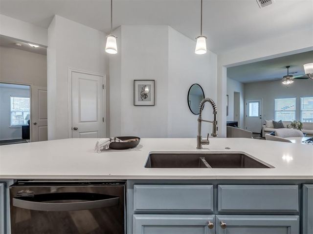 18640 Vivo Drive, Edmond, OK 73012