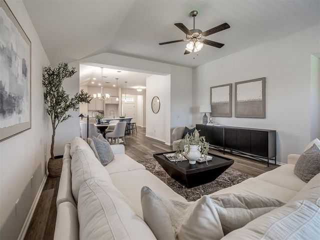18640 Vivo Drive, Edmond, OK 73012