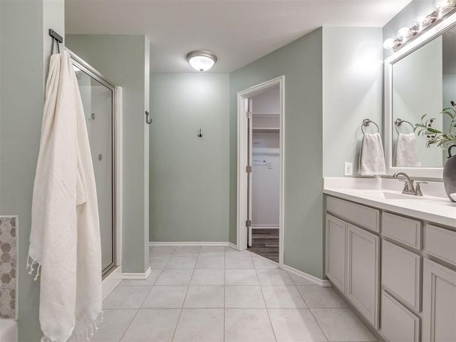 18640 Vivo Drive, Edmond, OK 73012