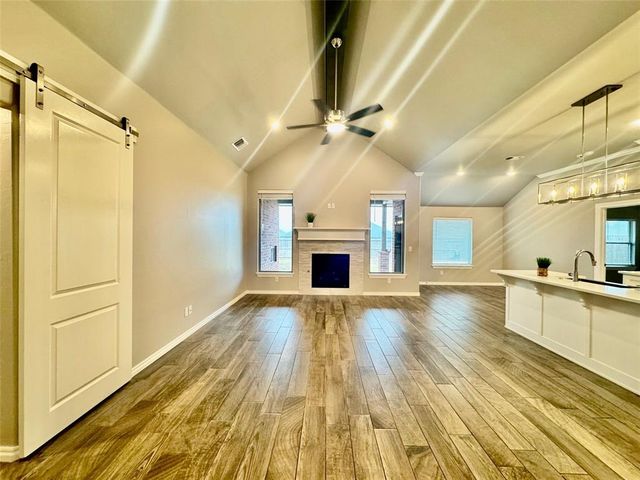 9217 NW 89th Street, Yukon, OK 73099