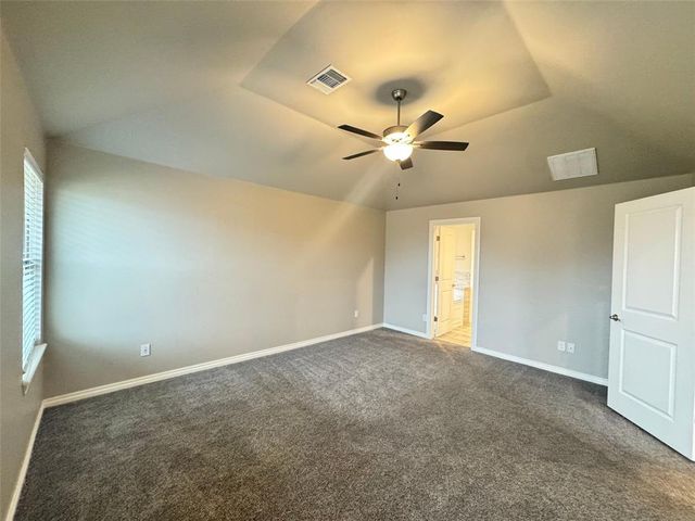 9217 NW 89th Street, Yukon, OK 73099