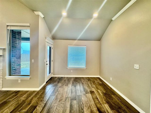 9217 NW 89th Street, Yukon, OK 73099