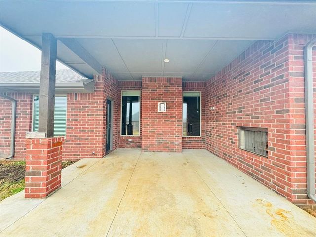 9217 NW 89th Street, Yukon, OK 73099