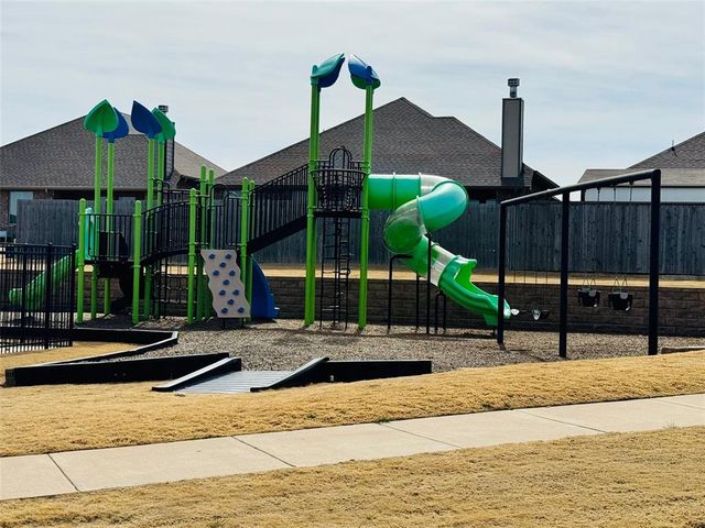 9217 NW 89th Street, Yukon, OK 73099