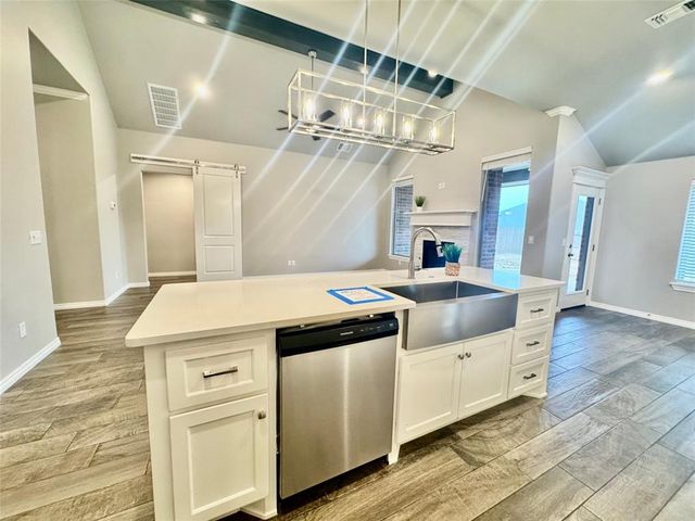 9217 NW 89th Street, Yukon, OK 73099