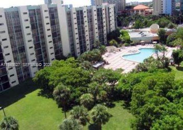 17021 N Bay Road 603, Sunny Isles Beach, FL 33160
