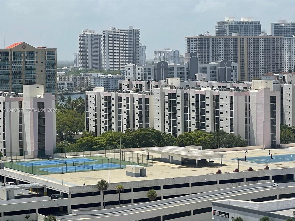 17021 N Bay Road 603, Sunny Isles Beach, FL 33160