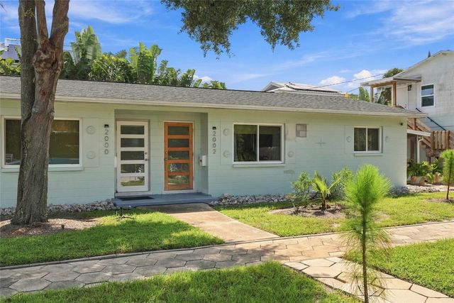 2002 1ST STREET S, St Petersburg, FL 33705