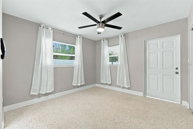 2002 1ST STREET S, St Petersburg, FL 33705