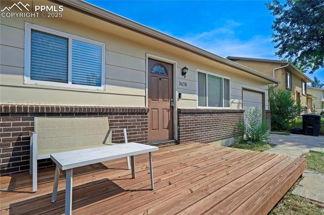 3658 Darkwood Place, Colorado Springs, CO 80910