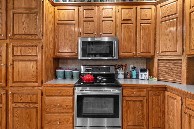876 Sebree Road, Stamping Ground, KY 40379