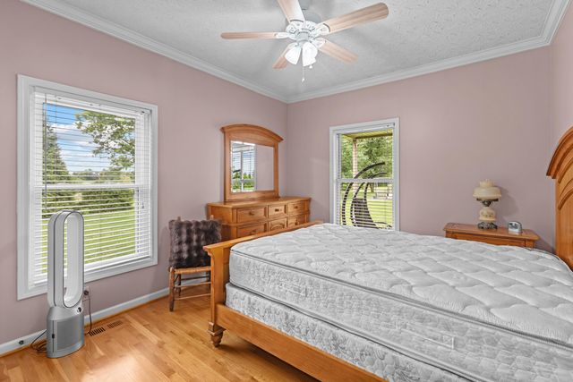 876 Sebree Road, Stamping Ground, KY 40379