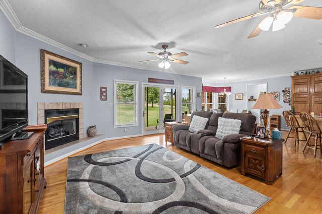 876 Sebree Road, Stamping Ground, KY 40379