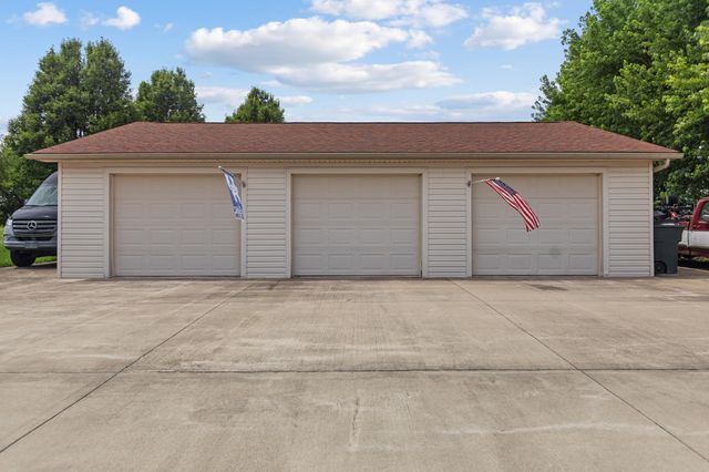 876 Sebree Road, Stamping Ground, KY 40379