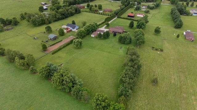 876 Sebree Road, Stamping Ground, KY 40379
