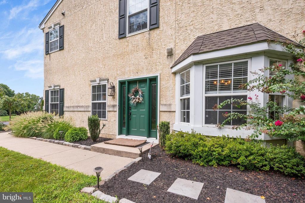 39 VERSAILLES BLVD, CHERRY HILL, NJ 08003 — photo 4
