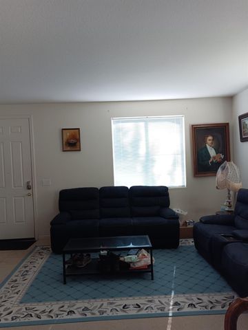3892 Eugene Dr, Olivehurst, CA 95961
