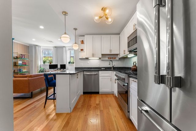 668 Massachusetts Ave G, Boston, MA 02118
