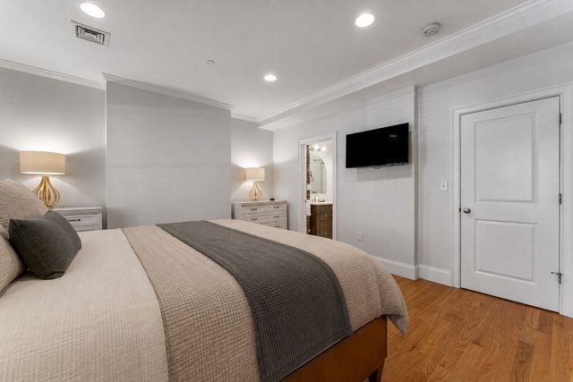 668 Massachusetts Ave G, Boston, MA 02118