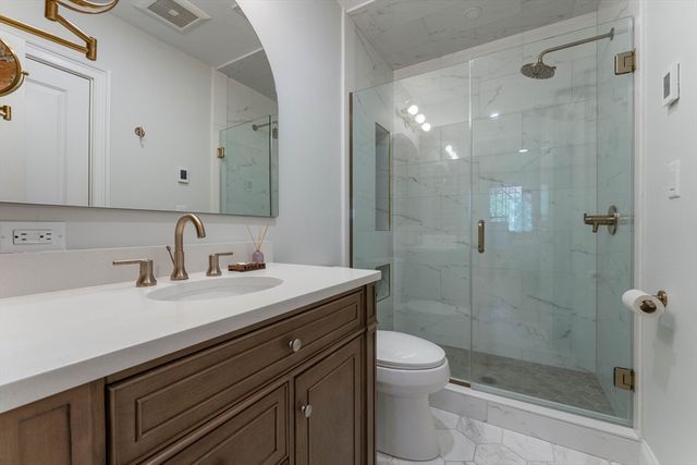 668 Massachusetts Ave G, Boston, MA 02118