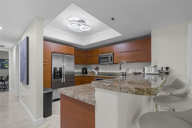 2641 N FLAMINGO Road 901N, Sunrise, FL 33323