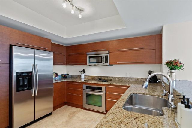 2641 N FLAMINGO Road 901N, Sunrise, FL 33323