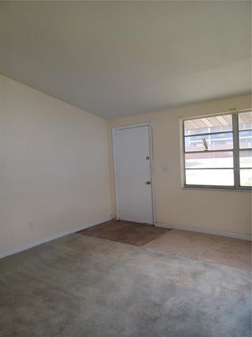 615 NORTH AVENUE, Tarpon Springs, FL 34689