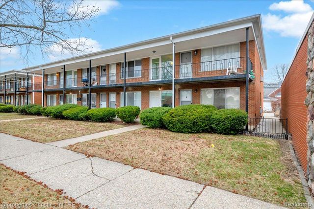 20231 Kelly Road, Detroit, MI 48225