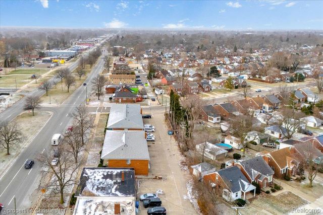 20231 Kelly Road, Detroit, MI 48225