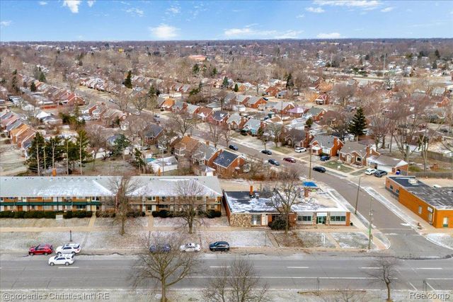 20231 Kelly Road, Detroit, MI 48225