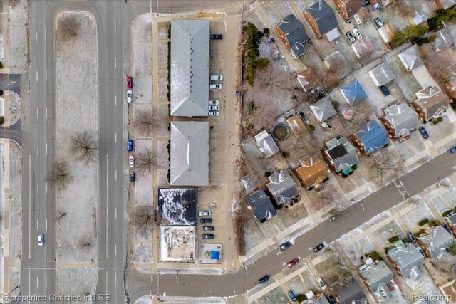 20231 Kelly Road, Detroit, MI 48225