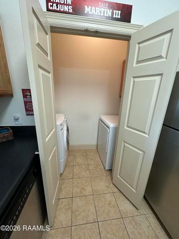 201 Settlers Trace Boulevard 2408, Lafayette, LA 70508