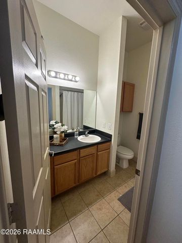 201 Settlers Trace Boulevard 2408, Lafayette, LA 70508