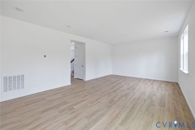 2251 Kennington Pky, King William, VA 23009