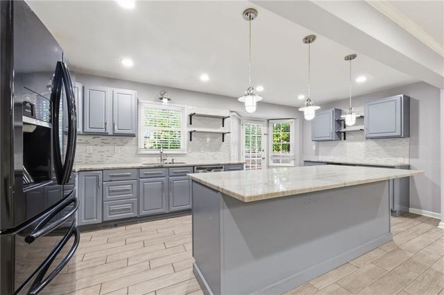 77 Alma Drive, Dallas, GA 30157