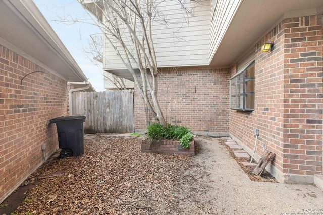 2400 Longmire Dr Apt 401, College Sta, TX 77845