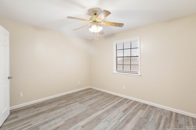 2400 Longmire Dr Apt 401, College Sta, TX 77845