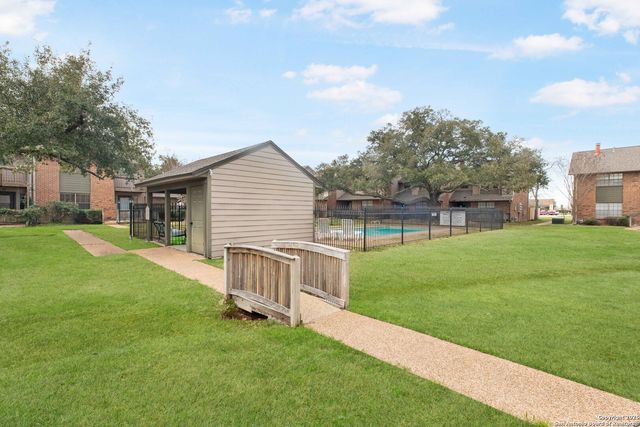 2400 Longmire Dr Apt 401, College Sta, TX 77845