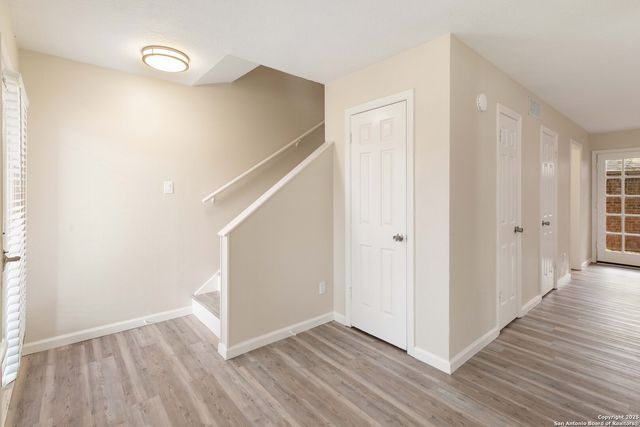 2400 Longmire Dr Apt 401, College Sta, TX 77845